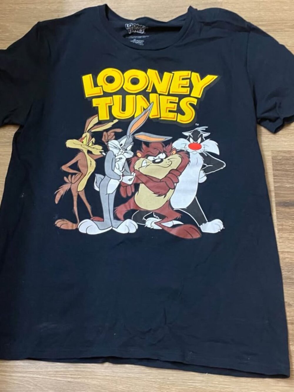Looney Tunes Guys’ Night Out Graphic Tee Medium Unisex Front & Back Hit